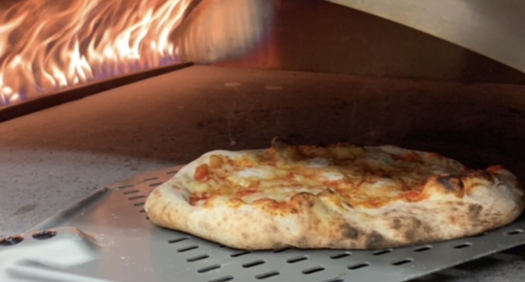 Pizza eld